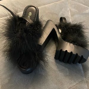 Chunky black feathered shoes from Shein!